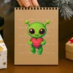 Faux Crochet Alien PNG